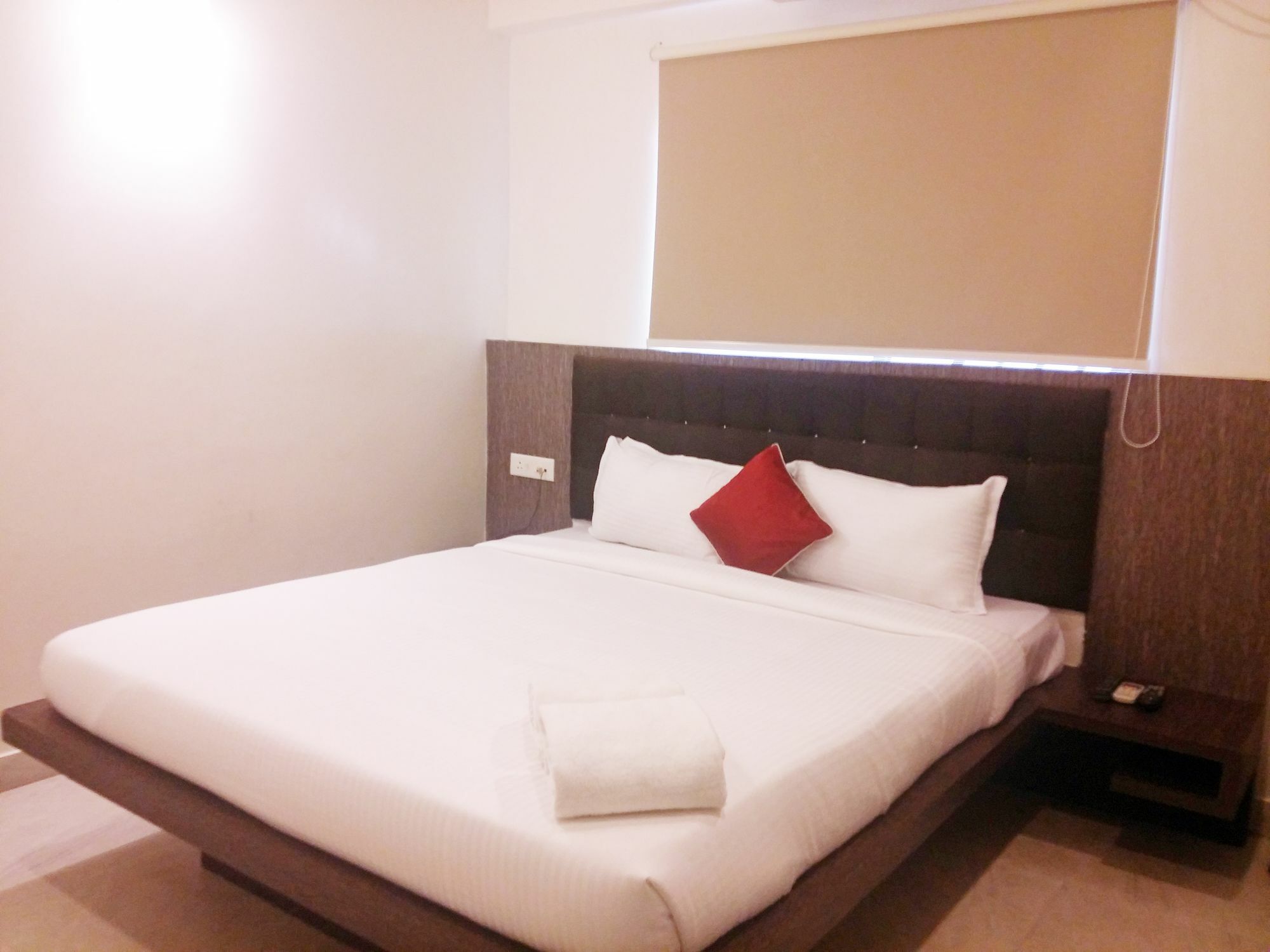 Capital Residency Otel Bangalore Dış mekan fotoğraf