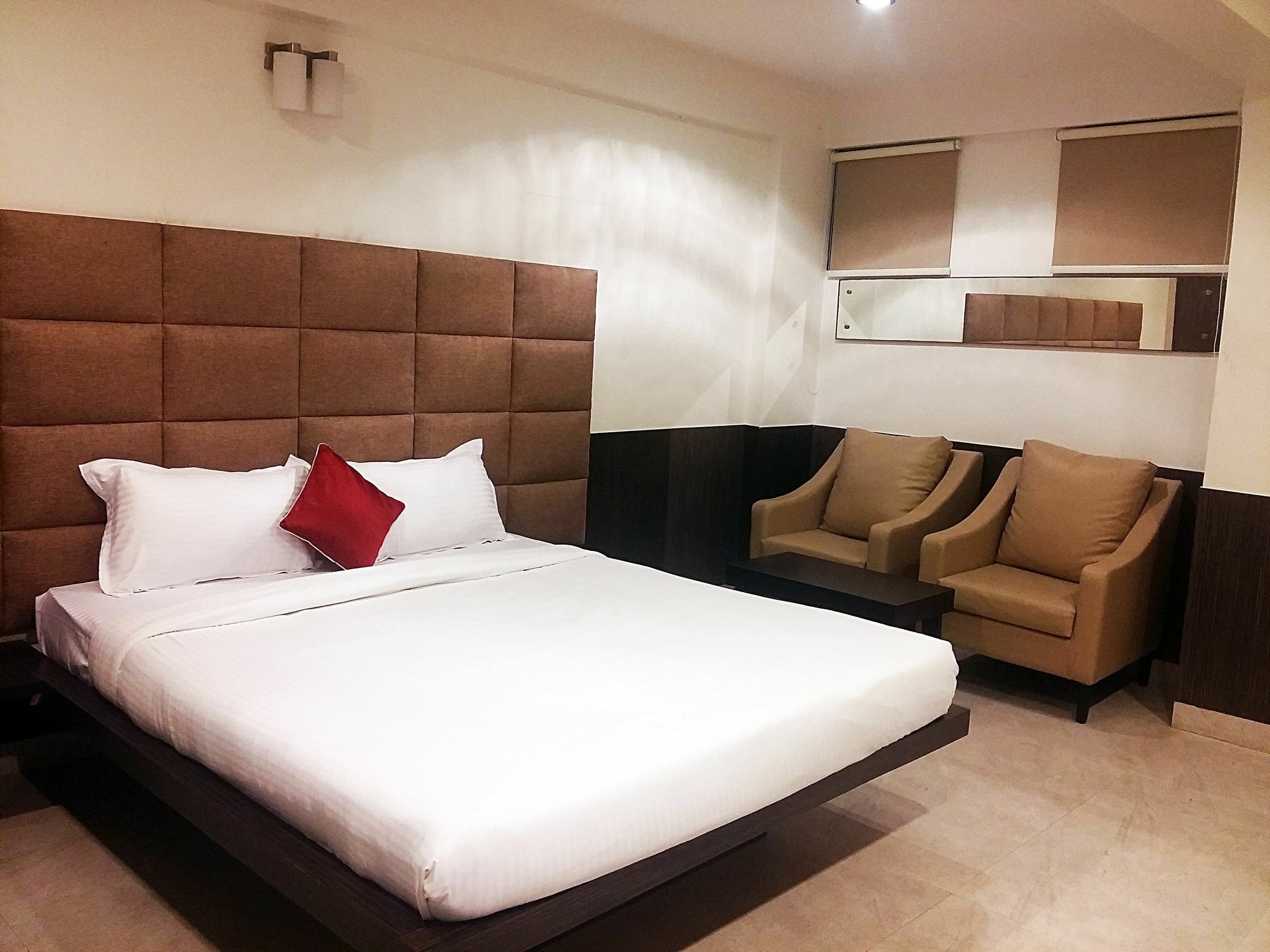 Capital Suites Bangalore Dış mekan fotoğraf